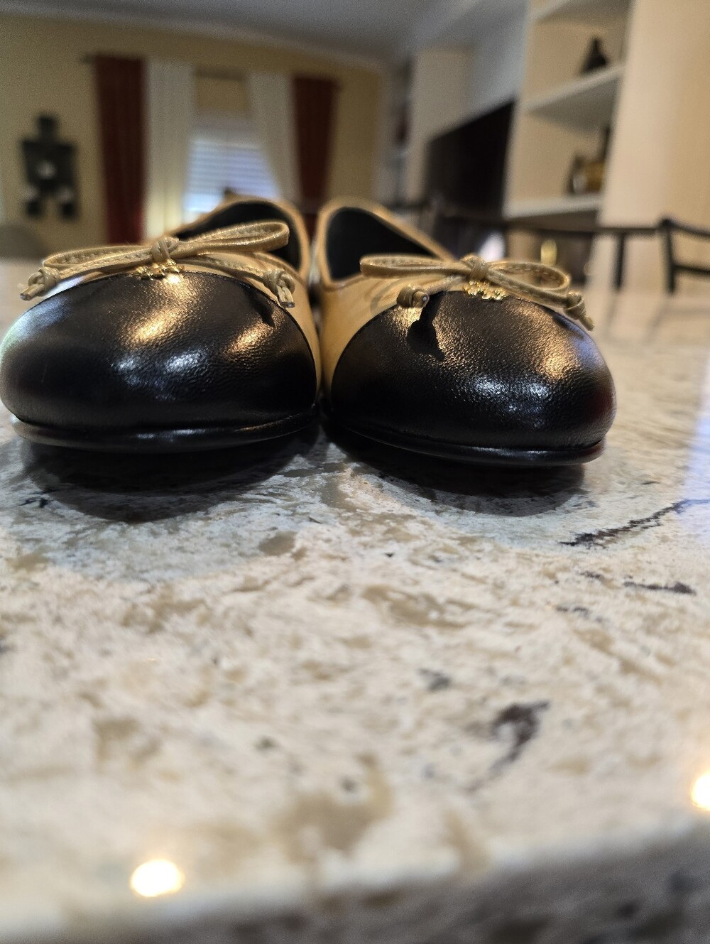 Tory Burch Cap-Toe Ballet Flats Ginger Shortbread/ Perfect Black Size 6.5 - Picture 5 of 14